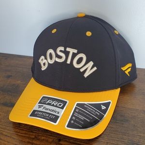Boston Bruins Fanatic Authentic Pro Team Flex Hat 23 Winter Classic Medium-Large